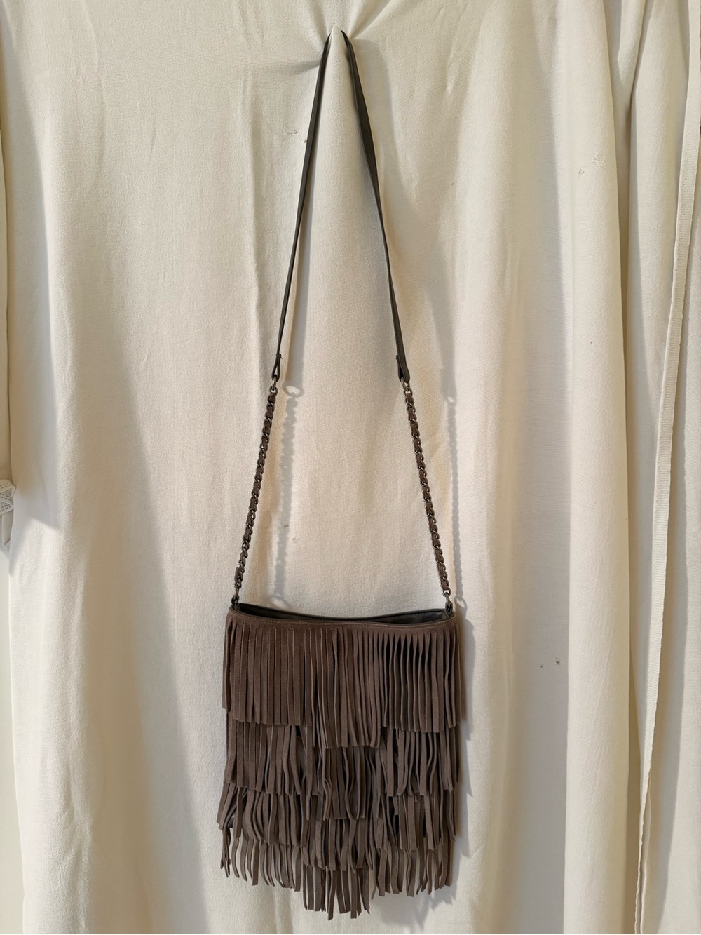 Fringe Crossbody Shoulder Bag in Gray